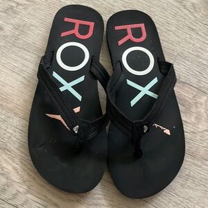 Roxy flip flops